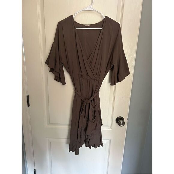 Hem & Thread boutique, dress, size medium ￼ - Picture 1 of 3